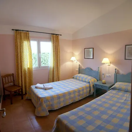 Villa Begonias Cala'N Bosch (Menorca)