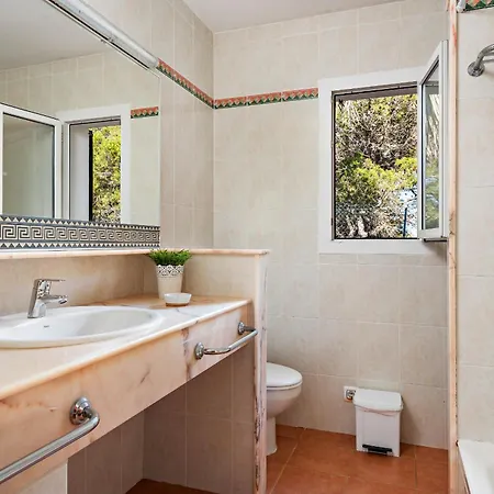 Begonias Villa *