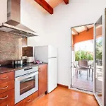 Begonias By Escape Willa Cala en Bosch