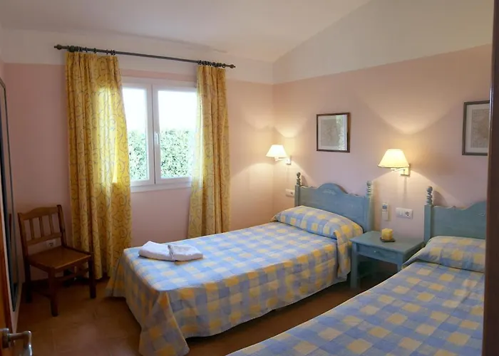 Villa Begonias Cala'N Bosch (Menorca)